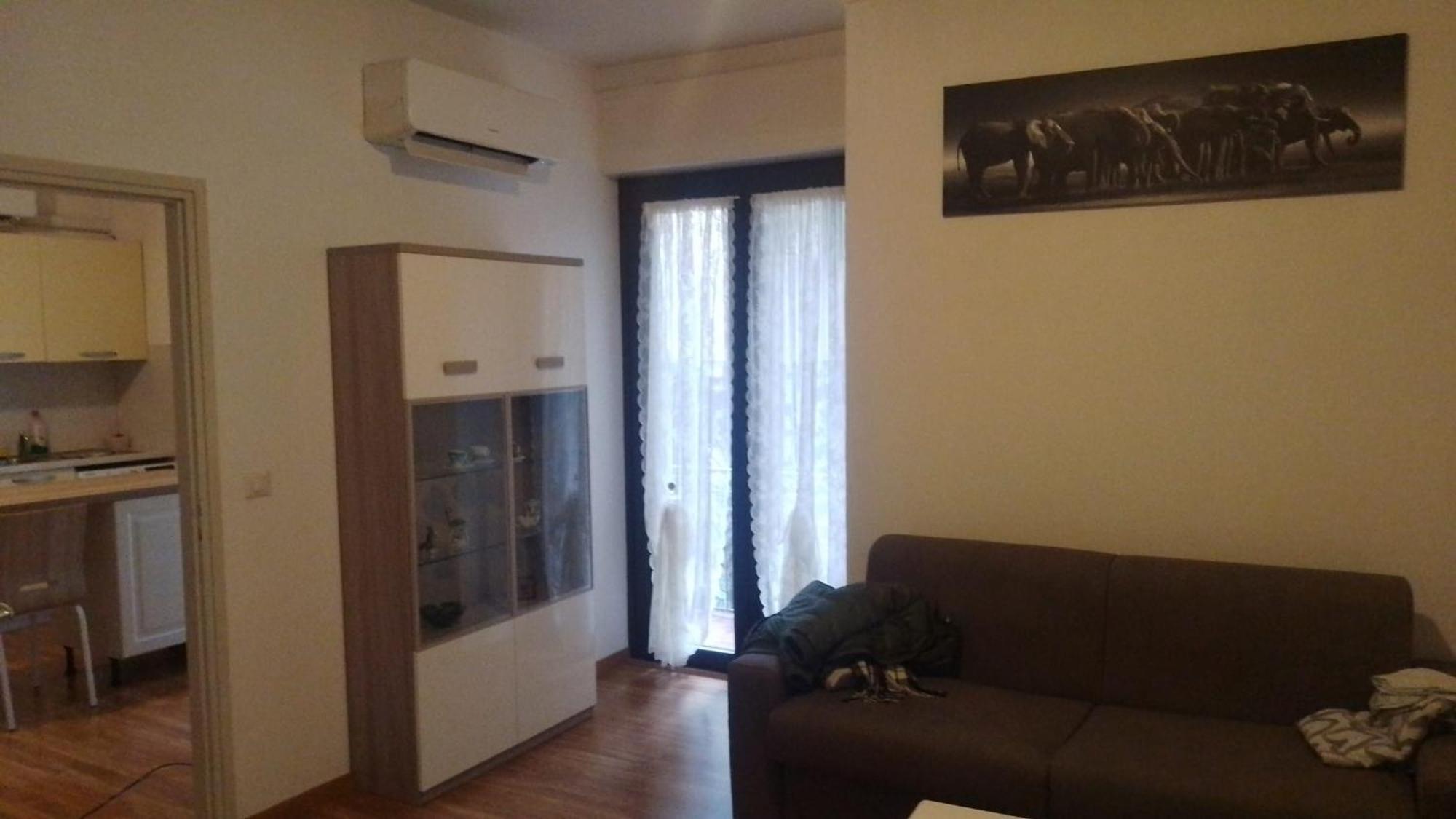 Anna'S Home ** Campione d'Italia Luaran gambar